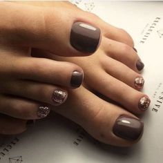 Stunning 2024 Fall Pedicure Trends: Explore Top 18 Colorful & Elegant Designs for Your Toes Nail Design At Home, Pedicure Trends, Pedicure Design