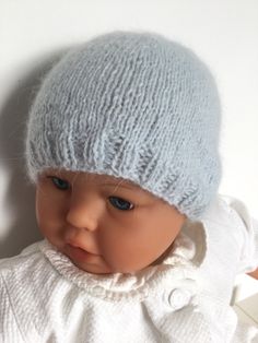 Cute hand-knitted baby hat for newborns Light blue Material: 100% wool Knitted hats always grow a little with the child, the size is perfect for a head circumference of up to 40 cm Ideal for the first few months, as a gift or just because! The doll in the pictures has a head circumference of 37 cm. The hat is available and can be shipped directly. Wool Hat Knit, Birth Gift, Knitted Baby, Gift Newborn, Christmas Deals, Gender Neutral Baby Clothes, Baby Hat, Head Circumference, Gender Neutral Baby