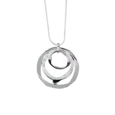 Triple Design Circular Geometric Silver Tone Pendant Necklace. Middle Circle Has A Hammered Texture. Nwot! Metal Circle, Circle Necklace, Womens Jewelry Necklace, Silver Tone, Silver Necklace, Jewelry Necklaces, Women Jewelry, Necklaces, Pendant Necklace