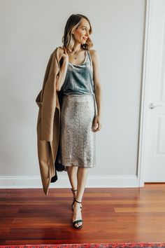 How to Wear a Sequin Skirt Sequin Midi Skirt Outfit, Outfit With Sneakers, Slip Skirt Outfit, Sequin Skirt Outfit, Sequined Skirt, Sequin Midi Skirt, Midi Skirt Outfit, Loungewear Outfits, Nye Outfits