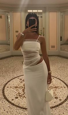 Monte Carlo Night Outfit, Evening Dress Aesthetic, Proposal Outfits For Her, Look Hippie Chic, Fest Outfits, Mode Zara, Dresses Aesthetic, Looks Party, Ball Gowns Evening