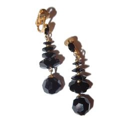 Saucer Crystal Black Bead Dangle Clip-on Vintage Earrings Gold-tone, Clip-on, Unmarked Luxury Vintage Black Clip-on Earrings, Vintage Gold Earrings, Vintage Clip, Beaded Dangles, Black Beads, Earrings Gold, Vintage Earrings, Clip On, Diy Jewelry