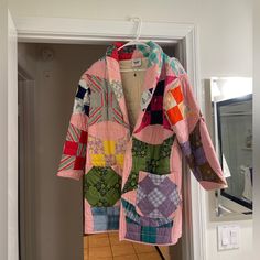 So Gorgeous And One Of A Kind. Wore A Handful Of Times But Still Amazing Condition. Smallest Mark Underneath Button (Pictured). Deserves A Home Who Will Wear It A Lot More Than I Could! Fits A Small-Medium Shape (For Reference I Am 5’8” And 130 Pounds And It Fit Slightly Loose) 130 Pounds, Button Picture, Quilt Jacket, Recycle Clothes, Quilted Jacket, Psychic, Jackets For Women, Jackets & Coats, How To Wear