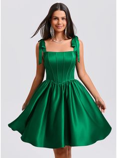 JJ's House Bow Satin Straight Fall Spring Summer Ball-Gown/Princess Plus General Convertible Back Zip Vintage Beautiful Back Corset Coquette Dark Green Height:5.8ft（176cm） Bust:32in（82cm）Waist:24in（61cm）Hips:35in（89cm） No Short Green Sleeveless Homecoming Dress. #JJ's House #Bow #Satin #Straight #Fall #Spring #Summer #BallGownPrincess #Plus #General #Convertible #BackZip #Vintage #BeautifulBack #Corset #Coquette #DarkGreen #No #Short #Green #Sleeveless #HomecomingDress Green A-line Evening Dress For Homecoming, Satin Homecoming Dress With Pleated Bodice, Elegant Green Corset Dress For Evening, Satin Dress With Pleated Bodice For Homecoming, Elegant A-line Homecoming Gown, A-line Satin Gown For Homecoming, Green Gown With Sweetheart Neckline For Homecoming, Elegant Green Corset Dress For Formal Occasions, Green Satin Evening Dress For Homecoming