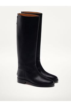 Massimo Dutti Boots, Perfect Fall Boots, European Outfits, Beautiful Wardrobe, Massimo Dutti Women, Fall Boots, Women Boots, Boots Women