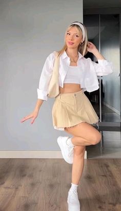 #fashion #Outfit #Aesthetic #cute Job I Terview Outfit, Gender Reveal Guest Outfit Ideas, Outfit With Pink Skirt, Girly Old Money Outfits, Girly Summer Outfits Casual, Summer Outfits Skirt, Elegante Casual, Looks Street Style, Girly Outfits