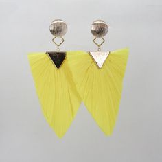 Introducing our stunning summer style LaLa statement earrings, handcrafted from high-quality natural dried palm leafs and featuring an array of bright and vibrant colors that perfectly capture the essence of the season. These earrings are the perfect accessory for any warm weather occasion, from beach parties to outdoor festivals and everything in between. Measuring at a comfortable and lightweight size, these earrings are designed to make a bold statement and add a pop of color to any outfit. T Elegant Summer Tassel Drop Earrings, Elegant Tassel Drop Earrings For Summer, Elegant Summer Tassel Earrings, Vibrant Beach Earrings, Multicolor Summer Earrings, Elegant Yellow Summer Earrings, Elegant Yellow Earrings For Summer, Summer Beach Drop Earrings, Bohemian Yellow Earrings For Beach