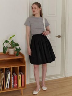 This is a minimal and feminine skirt by AMONG that is made out of high quality and sturdy material. With distinctive mood of the design and comfortable wear, you can style it for your casual daily outfit.- Pleats detail and midi length- Slim waistline and flared silhouette- Minimal and feminine mood Feminine Skirt, Black Midi Skirt, Pleated Midi Skirt, Daily Outfits, Midi Length, Midi Skirt, My Style, Skirt, Clothes For Women