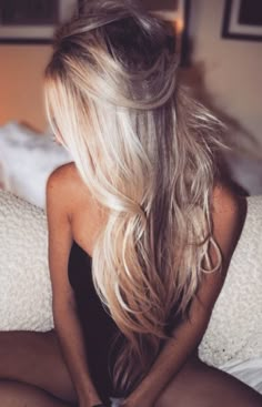 Long Platinum Blonde, Blonde Extensions, Extension Hair, Long Blonde, Long Blonde Hair, Platinum Blonde, Great Hair