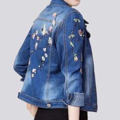 Nature embroidery short cut jacket online—extraordinary women's denim jacket from the 2023 Spring-Summer Collection. The Y2k denim style enriches your attire with an irresistible vintage charm that's both enduring and enticing. This style harmoniously balances classic appeal with contemporary fashion requirements. making you the cynosure of all eyes. Trendy Floral Embroidered Denim Jacket For Spring, Trendy Denim Blue Jacket For Spring, Relaxed Fit Denim Jacket For Spring, Denim Blue Cotton Outerwear With Floral Embroidery, Trendy Floral Embroidery Denim Jacket For Fall, Trendy Denim Jacket With Floral Embroidery For Fall, Spring Embroidered Dark Wash Denim Jacket, Embroidered Dark Wash Denim Jacket For Spring, Trendy Embroidered Summer Outerwear