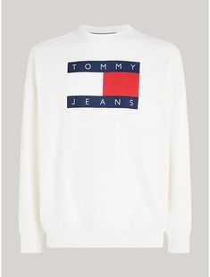 Tommy Hilfiger women's sweatshirt. The prominent Tommy flag badge, together with the oversized fit, lends a skater-style look to this washed-effect cotton sweatshirt. Part of our Tommy Jeans collection.  Material: 100% Transitional Cotton ,  In-conversion. White Logo Sweater For Fall, Trendy Long Sleeve Logo Sweatshirt, Oversized Logo Crew Top, Oversized Logo Sweatshirt With Crew Neck, Crew Neck Cotton Sweater With Logo, Cotton Crew Sweater With Logo, Relaxed Fit Logo Sweatshirt With Crew Neck, Relaxed Fit Logo Sweater With Crew Neck, Logo Sweatshirt For Streetwear With Crew Neck