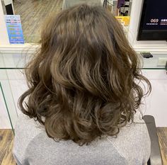 Medium Length Digital Perm, Korean Perm Short Wavy Hair, Layers For Short Wavy Hair, Korean Perm Shoulder Length, Digital Perm Short Hair Shoulder Length, Short Korean Perm, Perm Layered Hair, Korean Perm Short Hair, Digital Perm Short Hair