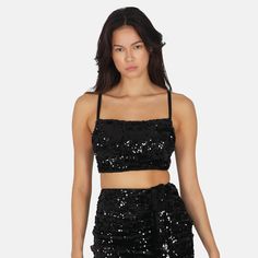 Time to get the party started in this gorgeous and unique SEQUIN Top, made from sequin fabric with adjustable straps and a cropped fit. Pair it with the matching SEQUIN Skirt for a coordinated set, or with jeans and high heels for a stylish look.Size and fit:• The top runs small; we suggest sizing upInfo:• 95% polyester, 5% elastane• Adjustable shoulder straps• Attached draped fabric overlay• Sequin embellishments throughout• Item not sold as a set• Handwash only (no bleaching, dry flat, do not Glamorous Cropped Sequin Crop Top, Sequin Spaghetti Strap Crop Top For Night Out, Evening Sequin Crop Top, Sleeveless Sequined Crop Top For Party, Evening Sequined Crop Top, Evening Crop Top With Sequins And Spaghetti Straps, Glamorous Sequined Crop Top, Sleeveless Contrast Sequin Crop Top For Party, Glamorous Evening Crop Top With Contrast Sequin