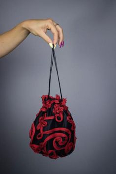 Elegant satin wristlet bag / money bag / purse ! Ideal for your wedding day, night out, party ,special occasion Color: black and red Decorated with gorgeous organza flowers Fabric : satin and organza Lining : poliester Closes and opens due to elastic , very comfortable for aduls and and children. Size : approx. 18 cm x 18 cm We accept credit cards! Black Handheld Pouch For Formal Occasions, Red Evening Pouch, Satin Clutch Evening Bag For Events, Elegant Red Evening Pouch, Elegant Satin Finish Evening Bag, Black Pouch Clutch For Wedding, Red Clutch Pouch For Evening, Elegant Black Handheld Pouch, Black Handheld Evening Pouch