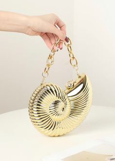 Conch Shell Shaped Acrylic Clutch Bag – La Fraise Fashion Acrylic Clutch, Clutches For Women, Gold Bag, Novelty Bags, Conch Shell, Evening Clutch Bag, Evening Clutch, Bird In Bag, Bag Set