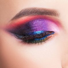 Different Makeup Aesthetics, 80s Makeup Trends, Eye Makeup Idea, 80s Makeup Looks, 80’s Makeup, Makeup Aesthetics, 90s Makeup Look