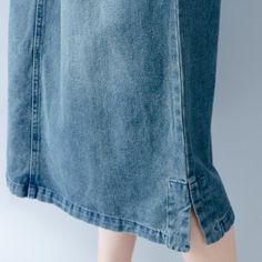 Relaxed Fit Blue Denim Skirt With Pockets, Blue Denim Skirt With Pockets Relaxed Fit, Spring Washed Blue Skirt With Pockets, Casual Knee-length Denim Skirt, Casual High Waisted Denim Blue Denim Dress, Casual High-waisted Denim Blue Denim Dress, Casual Washed Blue Skirt With Pockets, Casual High Waist Denim Dress In Denim Blue, Casual High Waist Denim Dress