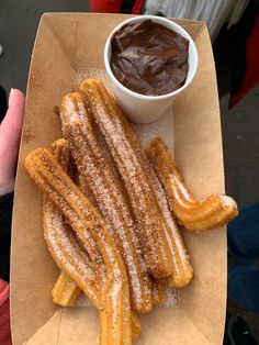 Churros Aesthetic, Romance Gifts, Food Babe, Food Therapy, Yummy Comfort Food, Think Food, Go To School, Food Obsession, Cafe Food