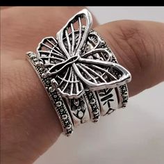 New, Beautiful Silver 5-Piece Butterfly Ring. Can Be Worn All Together In One Finger Or Separate Fingers Silver Butterfly Ring, One Finger, Butterfly Ring, 7 Rings, Silver Butterfly, Ring Color, Womens Jewelry Rings, Size 7, Women Jewelry