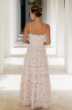 The Lovett Dress is a favourite and so versatile to style. It’s the perfect timeless dress.  The - Anne Louise Boutique Spring Gown, Sunshine Wedding, Maxi Lace Dress, Uzun Boy, Graduation Dresses, Timeless Dress, Garden Parties, Wardrobe Ideas, Lace Maxi Dress