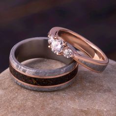 Rose Gold Ring Set With Dinosaur Bone And Meteorite Meteorite Wedding Rings, Gibeon Meteorite, Rose Gold Ring Set, Meteorite Jewelry, Rose Gold Diamond Ring Engagement, Handmade Wedding Rings, Gray Wedding, Meteorite Ring, Titanium Wedding Band