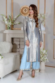 Shadi Dresses, Luxury Pret, Indian Party, Pakistani Fashion Party Wear, Outfits Dress, Salwar Kamiz, Designer Party Wear Dresses, Dress Indian Style