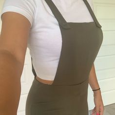 Super Cute Olive Green Romeo And Juliet Jumpsuit. Fits A Small.Flexible. Never Worn. Zipper On The Side And Front Has Buttons To Unsnap. Casual Fitted Jumpsuits And Rompers With Suspenders, Fitted Casual Jumpsuits And Rompers With Suspenders, High Waist Fitted Overalls With Suspenders, Fitted High Waist Overalls With Suspenders, Chic Fitted Bottoms With Suspenders, Fitted Overalls With Pockets, Fitted Solid Overalls With Pockets, Fitted Overalls With Suspenders For Work, Chic Fitted Overalls