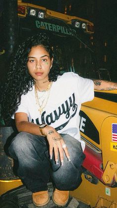 Curly Black Hairstyles, Hip Hop 90, Coily Hairstyles, Outfits Stylish, 90s Inspired Outfits, Tomboy Style Outfits, Black Hairstyles