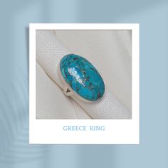 Satisface tu deseo de elegancia con nuestro anillo Greece. Este exquisito anillo de plata 925 está adornado con turquesa de cobre reconstruida para darle un toque de lujo. Edición Limitada Handmade Oval Turquoise Elegant Ring, Luxury Oval Turquoise Ring Gift, Luxury Oval Turquoise Ring For Gift, Luxury Round Turquoise Ring For Gift, Luxury Turquoise Ring As Gift, Elegant Open Turquoise Ring For Anniversary, Luxury Turquoise Ring As A Gift, Elegant Turquoise Ring Stamped 925 As Gift, Classic Turquoise Ring Stamped 925 As Gift