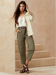 Endless appeal, this choose-your-own-adventure pant has a distinctive barrel leg and is designed for ultimate freedom: size down for a high rise and cheeky fit, or take your regular size for an ultra relaxed fit that sits low across the hips.  BARREL Banana Republic Outfits, Safari Outfit, Summer Pants Outfits, Green Olive, Colored Pants, Casual Work Outfits, Womens Casual Outfits, Cotton Pants, Work Casual