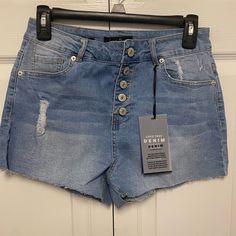 New Love Tree Denim Jean Shorts High Waisted Light Blue Wash Size: Medium Distressed 5 Exposed Button Closure 5 Pocket Scalloped Hem 2.5” Inseam 81% Cotton 17% Polyester 2% Spandex Smoke Free And Pet Free Home Cut Jean Shorts, High-waisted Denim Shorts With Button Closure, Forever 21 Blue Denim Jean Shorts, Pink Denim Shorts, Forever 21 Medium Wash High-waisted Jean Shorts, Yellow Jeans, Forever 21 Blue Denim Shorts, Forever 21 High-waisted Blue Jean Shorts, High Waisted Jean Shorts