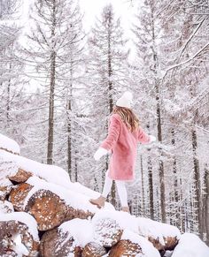 a travel & lifestyle blog
17 Best CreativeWinter Photoshoot Ideas Winter Photoshoot Ideas, Winter Photo Shoot, Snow Photos, Walking In A Winter Wonderland, Super Girls, Winter Photoshoot, Merry Christmas Images, Snowy Forest, Winter Photo