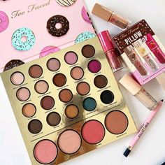 I Love Makeup, Makeup Brands, Eyeshadow Palette, Bath And Body, Bath, Pins