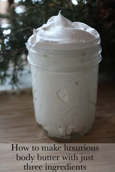 Easy three ingredient body butter. I'll never buy lotion again! Homemade Body Butter, Natural Body Butter, Diy Body Butter, Diy Lotion, Homemade Lotion, Diy Scrub, Diy Body