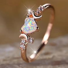 Elegant Shimmering Heart Opal Ring - Fashionable Gold-Tone Ring - Perfect For Valentine's Day Or Special Occasions - Suitable For Daily Wear. Opal And Rose Gold Ring, Opal Promise Rings, Engagement Rings Fairy, Witchy Engagement Ring, Opal Wedding Ring Set, Design Wedding Ring, Moon Rings, Opal Promise Ring, Cute Promise Rings