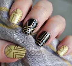 Celebrate in style with these chic art deco nail ideas! Perfect for New Year’s Eve, they pair vintage glamour with a modern twist. #ArtDecoDesigns #NYEBeauty