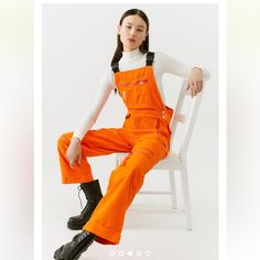 Urban Outfitters Bdg Serendipities Corduroy Tech Overalls Wide Leg Straps Utility Orange New With Tags * Size: M Retail Price $149 Cotton 32" Around Waist 10'' Rise 30" Inseam Jean Short Overalls, Jeans Urban Outfitters, Blue Jean Overalls, Pink Overalls, Cotton Overalls, Denim Overalls Shorts, Urban Outfitters Shorts, Urban Outfitters Jeans, Corduroy Overalls