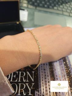 Gift yourself or your special someone this lovely Sparkly  3 Carat Face Donut Tennis Bracelet.  *Karat: 18 Karat *Material: Natural Diamond and 18K Gold *Diamond Carat: 1Ct *Clarity: SI *Color: G-H *Length: 7 Inches *Width:  💎NOT Enhanced, NOT Sapphire, NOT Moissanite ,  NOT Swarovski, NOT Lab grown Diamond, NOT Manmade, NOT Simulated, NOT Gold Plated. 🔶️Some photos might be enlarged to get an accurate description and image. Pls see the item's description before checking out. Please review all photos and measurements carefully and ask as many questions as you'd like PRIOR to ordering your items.  S H I P P I N G WE SHIP WITHIN 24 HOURS. Free shipping in the US and International order. Gold Moissanite Diamond Bracelet With Brilliant Cut, Dainty Round Diamond Bracelet With Diamond Cut, Yellow Gold Diamond Bracelet With Prong Setting, Dazzling Round Gold Bracelet For Anniversary, Dazzling Gold Bracelet With Cubic Zirconia, Dazzling Cubic Zirconia Gold Bracelet, Gift Diamond Bracelet With Round Cut And Prong Setting, Gift Diamond Bracelet With Prong Setting And Round Cut, Gold Bracelet With Brilliant Cut For Anniversary