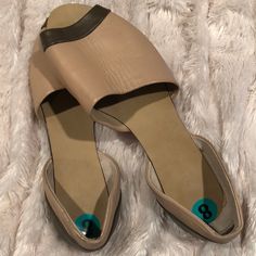 Nude Color W/ Brown Trim Sandals ! Flat/No Heel . Brand New* *Never Worn Super Comfy For The Office Or Work Or On The Go W Sundresses Or Jeans For Spring/Summer!! Trendy Beige Open Toe Flats, Brown Open Toe Flats With Removable Insole, Beige Slip-on Flat Sandals, Beige Slip-on Open Toe Flats, Casual Almond Toe Sandals Medium Width, Chic Beige Open Toe Flats, Beige Slip-on Open Toe Mules, Beige Open Toe Slip-on Mules, Summer Open Toe Medium Width Flats