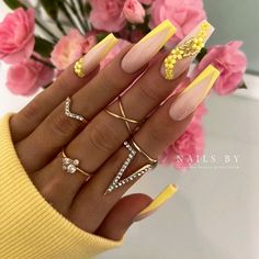 Fake Nails Long, Ballet Nails, Yellow Nail, Manicure Tips, Coffin Press On Nails, Flower Nail Designs, New Nail Art