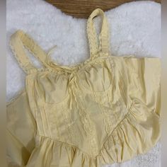 Bought From Reseller I Have Personally Never Worn It Good Condition Yellow Cottagecore Dress, Yellow Fitted Cottagecore Dress, Yellow Fitted Vintage Mini Dress, Yellow Coquette, Princess Polly Yellow Floral Dress, Dresses Princess Polly, Princess Polly Dresses, Dresses Princess, Jeans And Converse