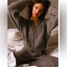 Brand New With Tags, So Soft, Cozy And Warm! Casual Winter Sleepwear For Relaxation, Super Soft Winter Loungewear Bottoms, Casual Winter Sleep Bottoms, Cozy Winter Relaxation Bottoms, Cozy Bottoms For Fall Relaxation, Cozy Winter Pants For Relaxation, Cozy Bottoms For Relaxation In Fall, Cozy Sleepwear With Soft Texture, Cozy Fall Bottoms For Relaxation