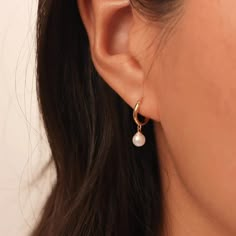 Pearl Drop Hoop Earrings Gold Pearl Earrings Pearl Earrings Pearl Jewelry Huggie Hoops Wedding Earrings Bridesmaids Gift Best Friend Gift - Etsy Dainty Hoop Pearl Earrings For Pierced Ears, Simple Wedding Earrings, Simple Pearl Earrings, Pearl Earrings Designs, Simple Gold Earrings, Dainty Gold Earrings, Pearl Drop Earrings Gold, Minimalist Earrings Gold, Drop Hoop Earrings