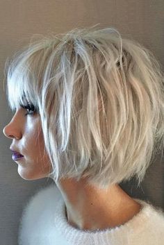 Medium Bob Haircut, Choppy Bob Hairstyles, Choppy Hair, Short Hair Styles For Round Faces, Sopot, Short Bob Haircuts, Short Blonde, Round Faces, Short Blonde Hair