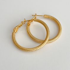 Minimalist design with detailed texture, light weight, 16K gold filled, water proof, 35mm in diameter, perfect fro everyday wear.  ~ we ship in 1-3 days. ~ all purchase come with complimentary jewelry box and pouch. Earrings Gold Hoop, Minimalist Earrings Gold, Simple Hoop Earrings, Hoop Earrings Gold, Hoops Earrings, Earrings Simple, Gold Filled Earrings, Earrings Minimalist, Simple Earrings