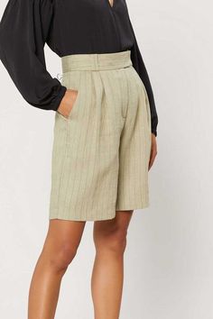 Stripe tailored bermuda knee length shorts. 69% Rayon, 20% Nylon, 10% Linen, 1% Pet Knee Length Shorts, Knee Length, Pet