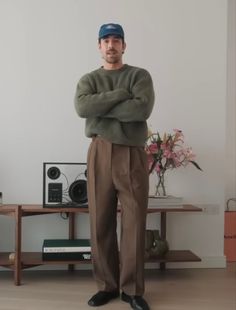 French Aesthetic Outfits Men, Vintage Winter Outfits Men, Men’s Neutral Outfit, Mall Outfit Ideas Men, Scandinavian Mens Style, Dadcore Outfit, Dadcore Fashion, Cottagecore Mens Fashion, Soft Masc