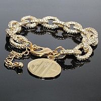 This sparkling statement bracelet comes with a 0.8" (20 mm) engravable disk & 2" extension chain. Add a monogram or text to make it your own. Select from four fonts displayed in the image below. This adorable pave bracelet is available in gold and silver. Chunky Charm Bracelet, Pave Bracelet, Chanel Brooch, Monogram Bracelet, Ruby Rings, Ruby Bracelet, Gold Link Bracelet, Monogram Jewelry, Gold Link