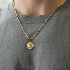 Gold Coin Pendant Rope Box Chain Necklace For Men or Women - Necklace - Boutique Wear RENN Mens Gold Pendant Necklace, Best Necklace For Men, Gold Men Necklace, Man Necklace Gold, Men’s Jewlery Gold, Men’s Gold Chain Pendent, Men Pendant Necklace, Men’s Gold Necklace, Men’s Pendant Necklace