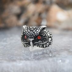 925 Sterling Silver Ring, Owl Design Ring, A Ring For Him, A Ring For Her, Handmade Ring, Owl Ring, 925 Silver Ring, Animal Silver Ring ✦ Details ✦ * Material: 925 Sterling Silver * Gemstone: Garnet * Weight: 10.00 grams * Sides oxidized, decorated with Micro Zircon stones. * Stamp: 925 * Available sizes; 5 US to 16 US. Contact me if you need any other size! ✦ Shipping ✦ * Processing time: 1-3 business days. * This item ships from my Turkish workshop in Istanbul. * Add your phone number in addre Owl Ring, Owl Design, 925 Silver Ring, Luxury Gift Box, Rings For Her, 925 Silver Rings, Stackable Rings, 925 Sterling Silver Ring, Handmade Ring